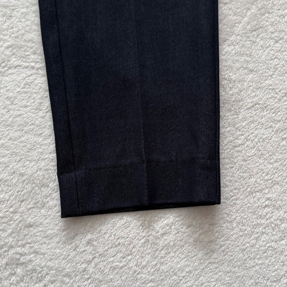 Women's Tahari Dressed Cropped Pants - Picture 2 of 11